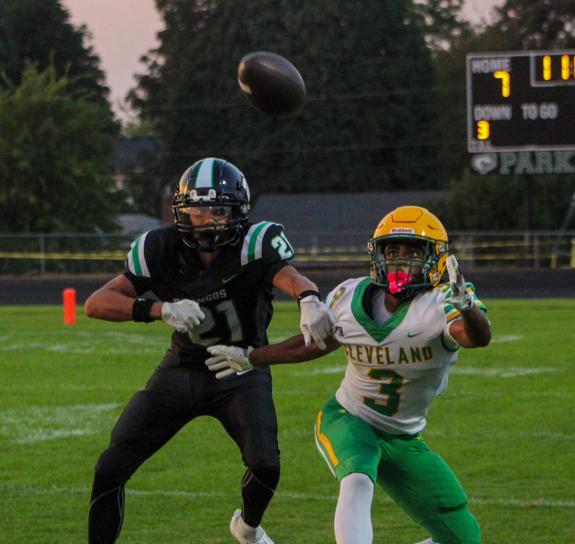 Parkrose football rolls to first season-opening win since 2014 with 32-12 victory