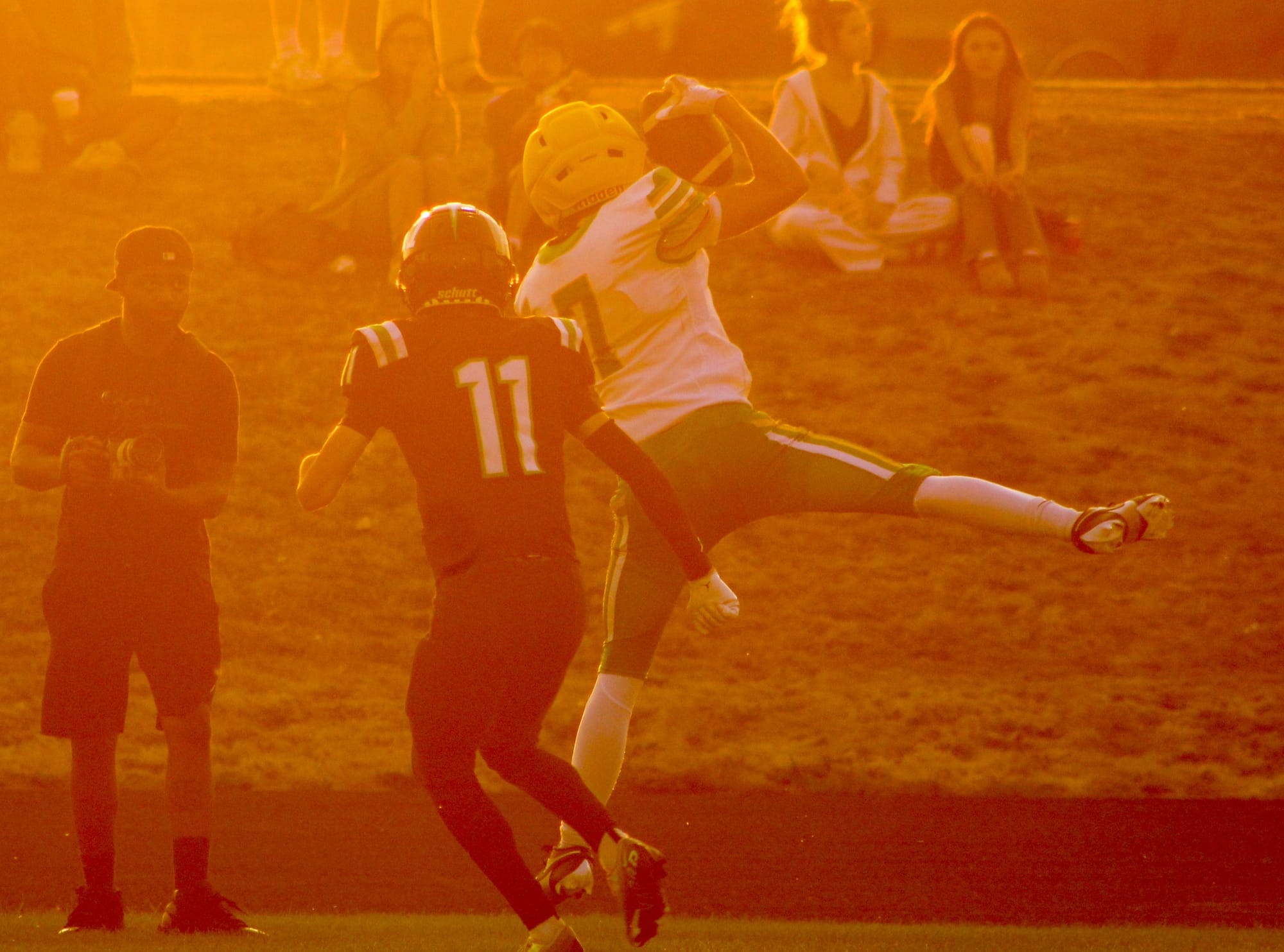 Parkrose football rolls to first season-opening win since 2014 with 32-12 victory